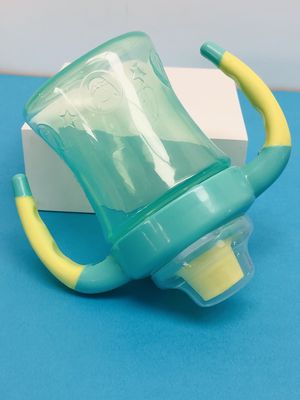 Dökülmez BPA Ücretsiz 6 Ay 7 Ons Bebek Geçiş Kupası